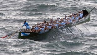 A selección feminina de remo gañou a primeira bandeira da Conche feminina este ano