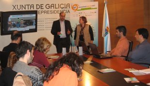 Rubén Cela e María Xesús Lago, na presentación do encontro